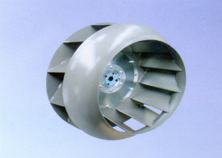 幅流風扇由於轉速低因此噪音非常低，它比相同性能的軸流風扇減少50%的耗能且有很高的靜壓力允許排風管道在規畫時不需添加抽風扇。
